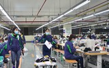 Cận cảnh nơi sản xuất khẩu trang tái sử dụng phòng chống virus Corona
